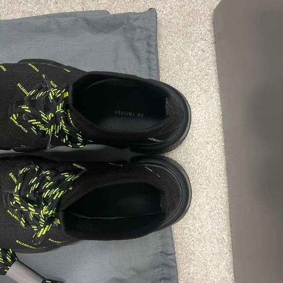 BALENCIAGA MENS BLACK KNIT LACE UP SNEAKER SIZE 8 US 41 EUR - Picture 2 of 9